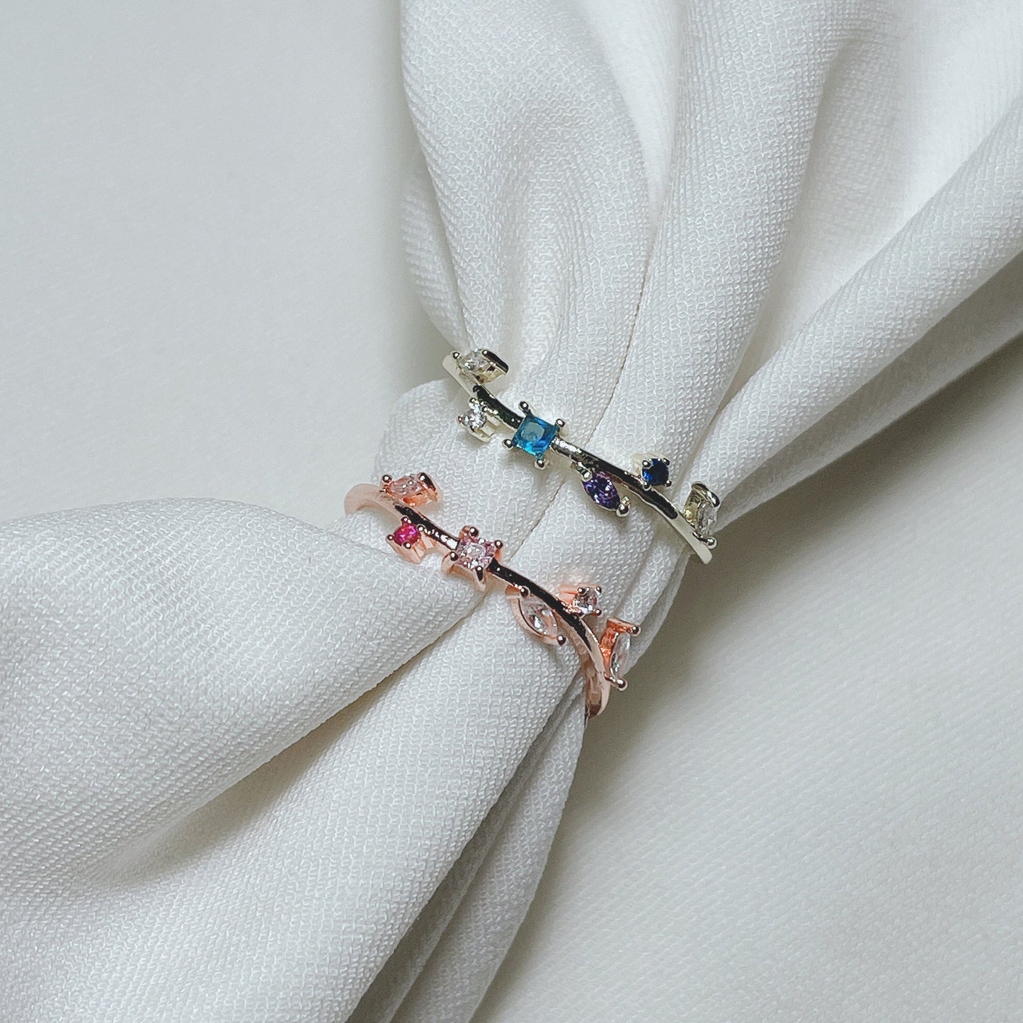 Anillo de rocío cuadrado de hoja, serie Hada, joyería chapada en oro, estilo delicado apilable simple coreano