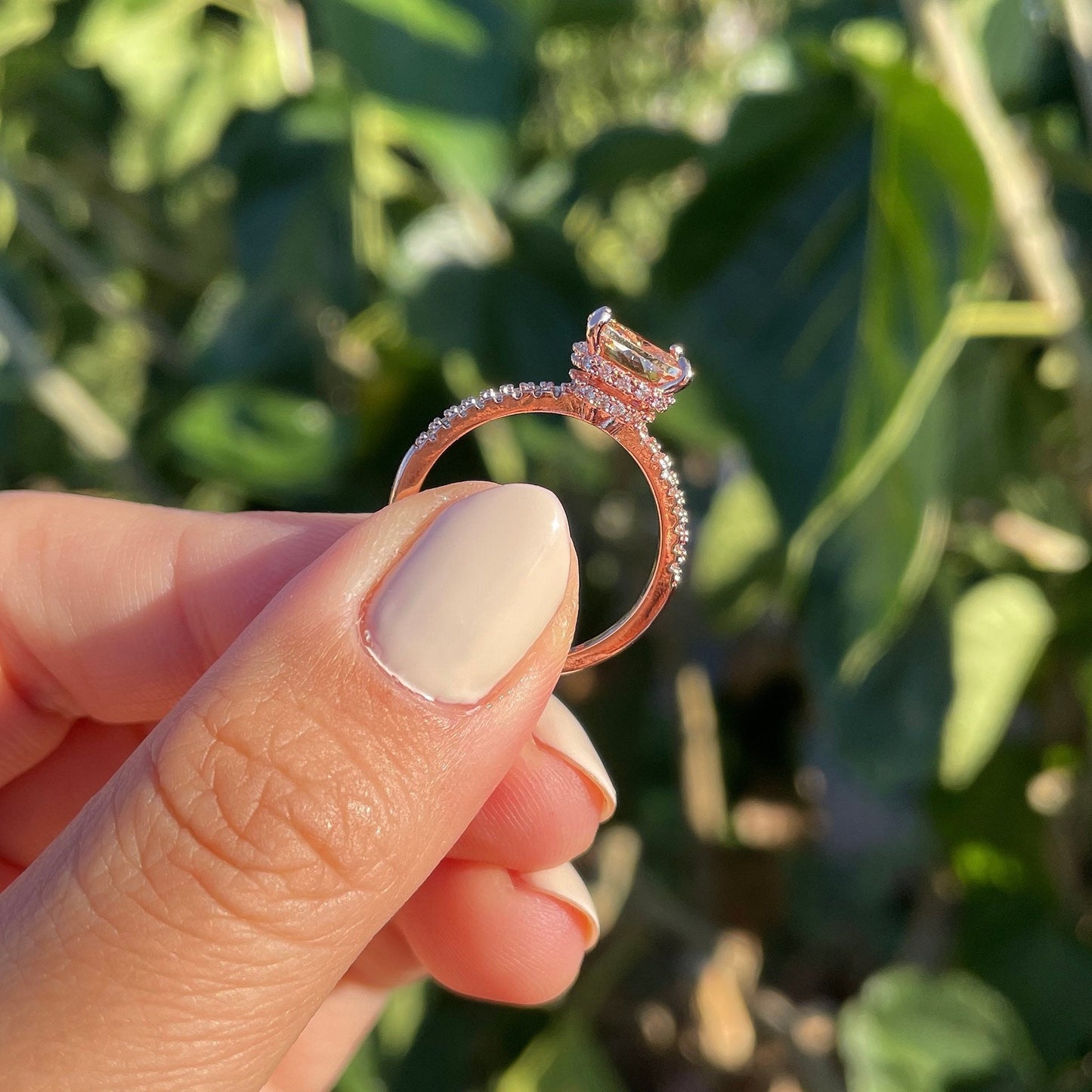 Anillo de boda de cesta de doble pavé de diamantes de cojín, anillo de solitario de compromiso de cristal de champán, joyería coreana sostenible asequible