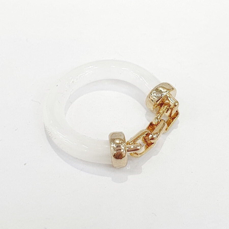 Anillo de resina acrílica con grillete de oro, anillo de declaración de mármol de vidrio retro Y2K, regalo minimalista de moda, joyería coreana sostenible asequible